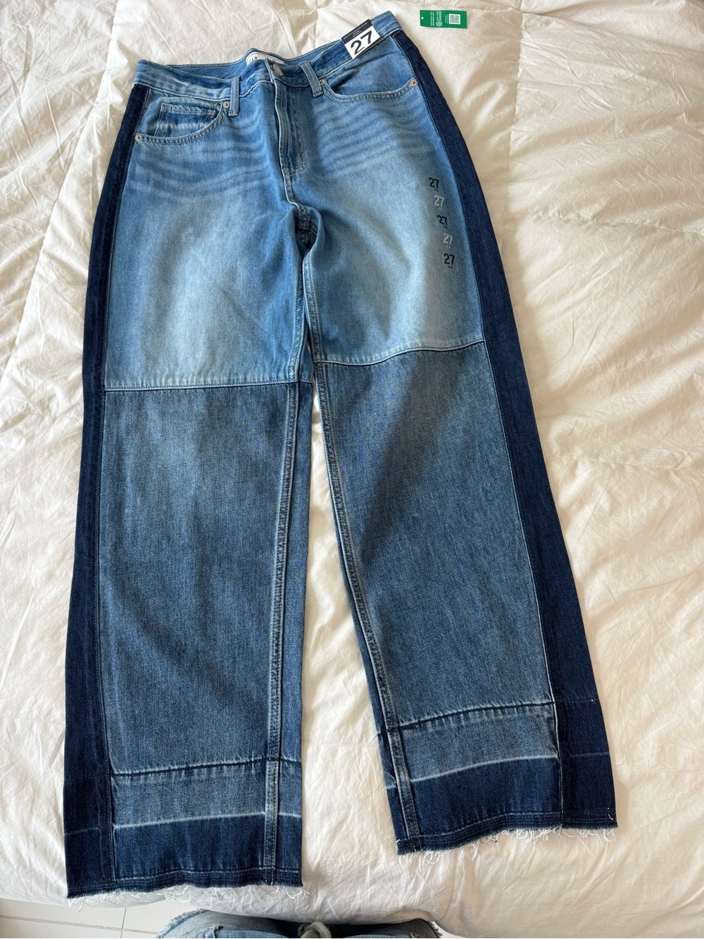 GAP Patchwork Wide-Leg Denim Jeans in Two-Tone Blue